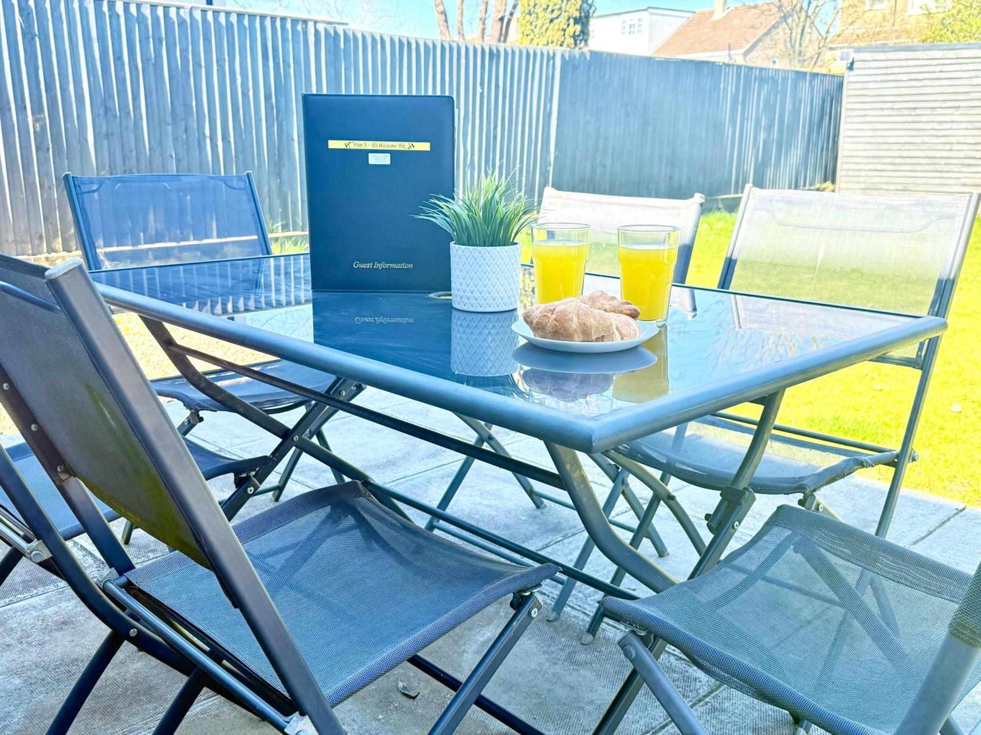 Evergreen Lodge - Two Bed Lux Flat - Parking, Garden, Patio, Wifi, Netflix - Close To Blenheim Palace & Oxford - F3 คิดลิงตัน ภายนอก รูปภาพ