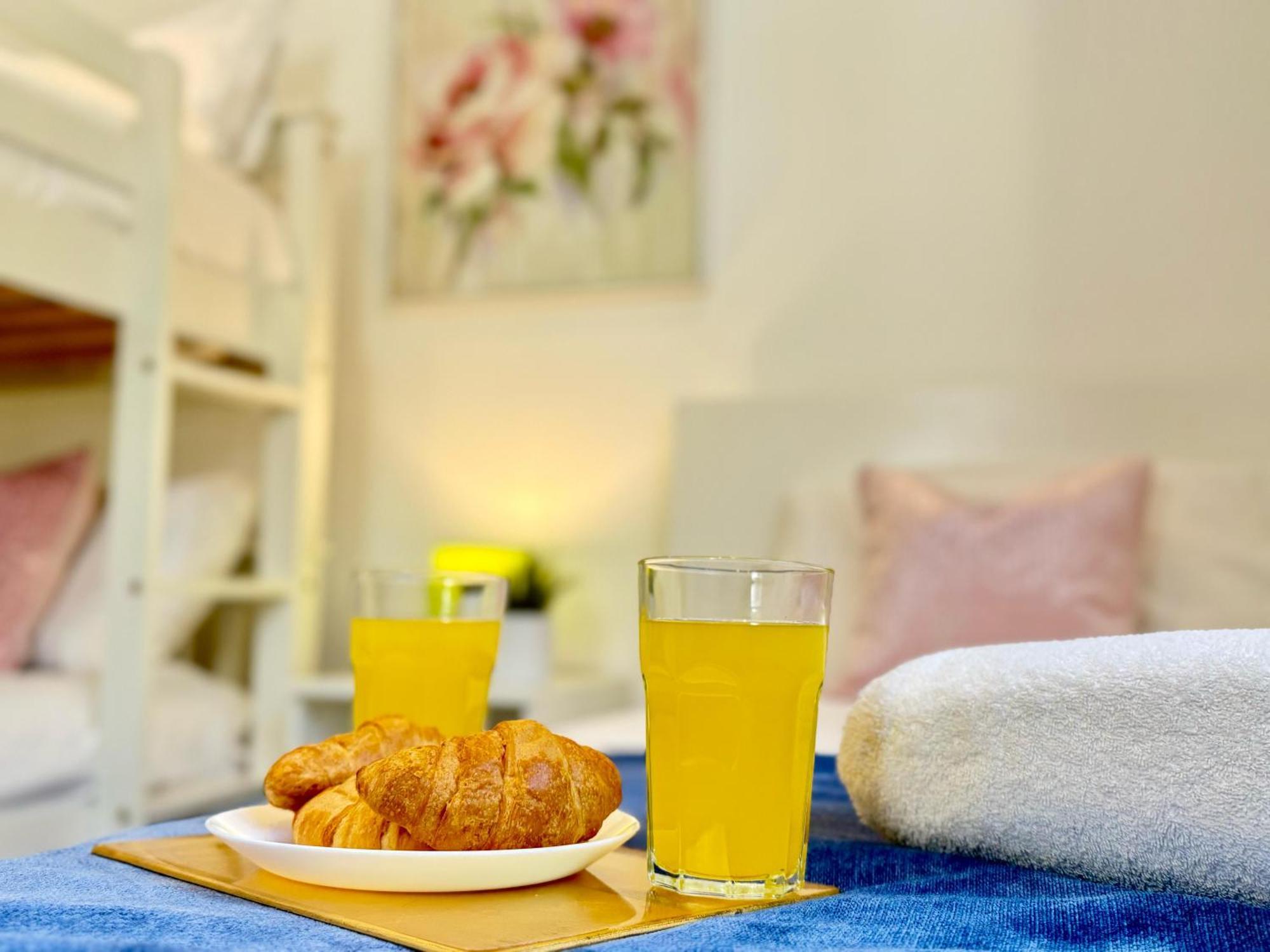 Evergreen Lodge - Two Bed Lux Flat - Parking, Garden, Patio, Wifi, Netflix - Close To Blenheim Palace & Oxford - F3 คิดลิงตัน ภายนอก รูปภาพ